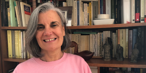 Conversamos con Laura Revuelta: «Un biógrafo es como un detective: cuando escribe una biografía llega a conocer mejor al protagonista que a sí mismo» 